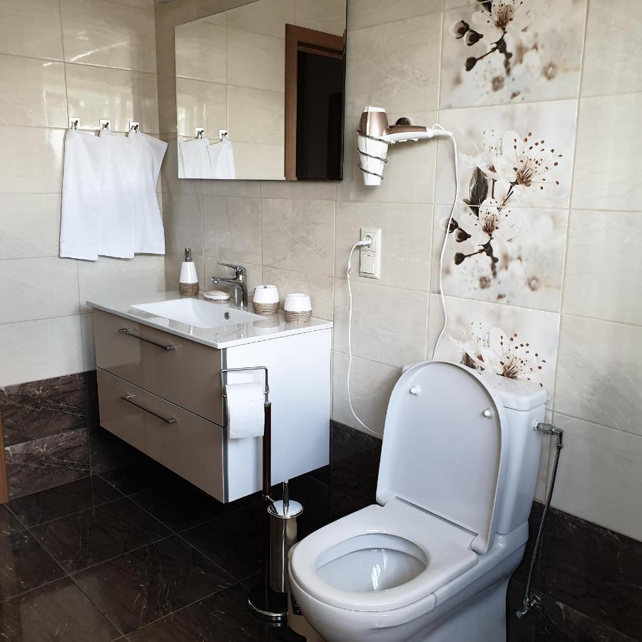 Apartamenti Danna Ledmane エクステリア 写真